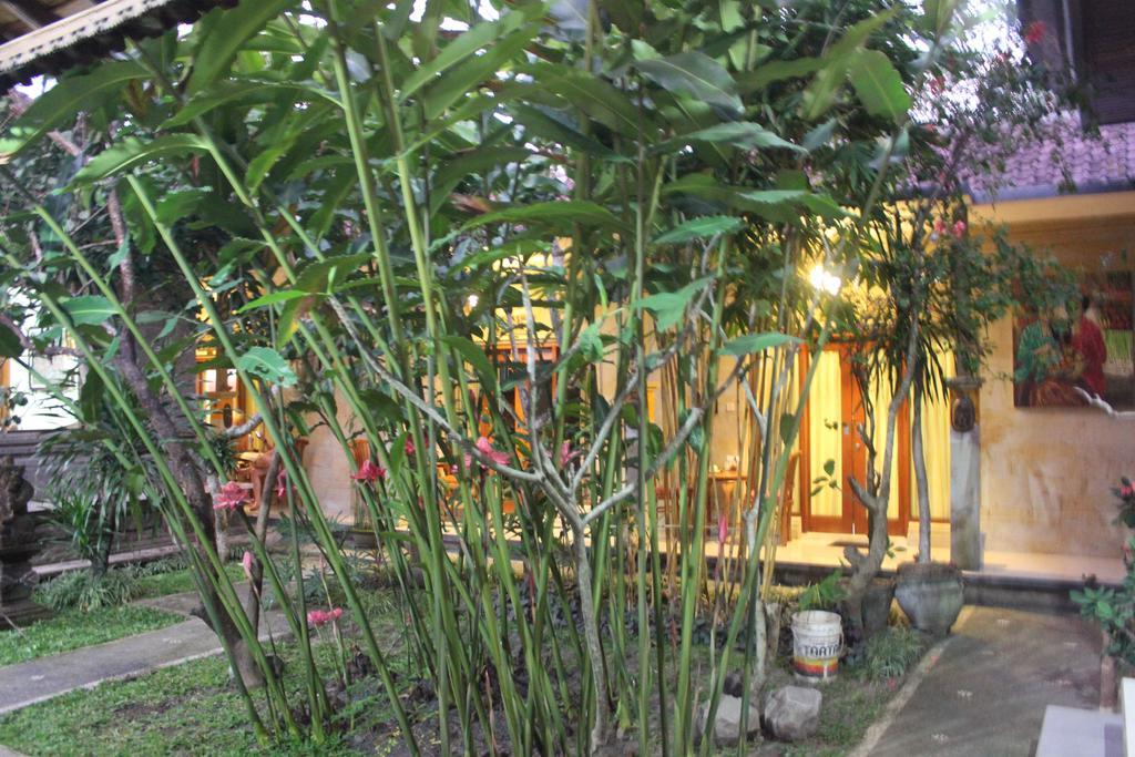 Отель Tagel Karsa House Убуд Экстерьер фото